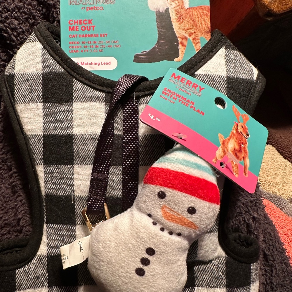 Dog toy and a Harness for a cat and I’m sure can be used on a dog too!